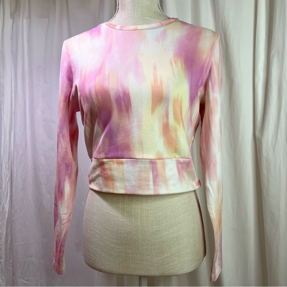 NWOT Old Navy Active CozeCore Soft Tech Long sleeve Crop Top Pink True Tie-Dye S